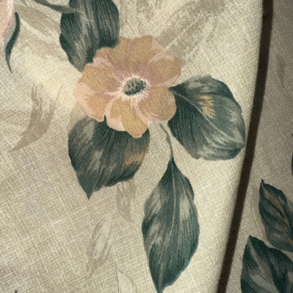 Vtg Cottage Window Curtains 2 Panels Beige Pink Lavender Flowers Floral USA